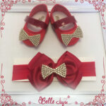 Sapatinho de bebe customizado vermelho  com laço de strass